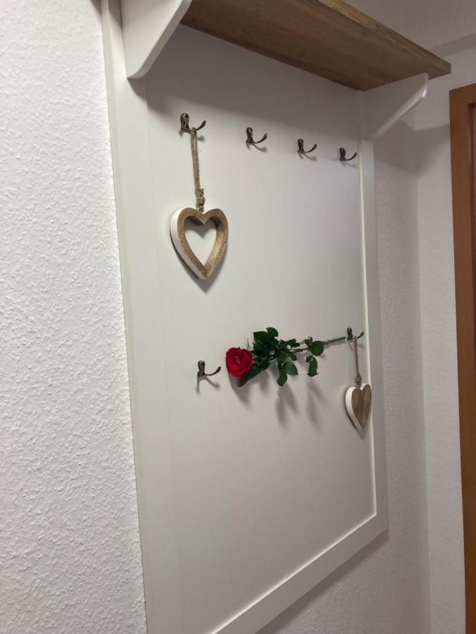 6 Ara Apartment
